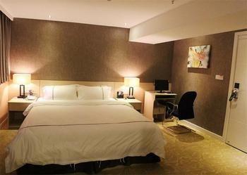 Mango Hotel Чунцин Екстериор снимка