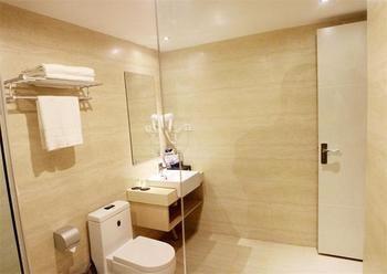 Mango Hotel Чунцин Екстериор снимка